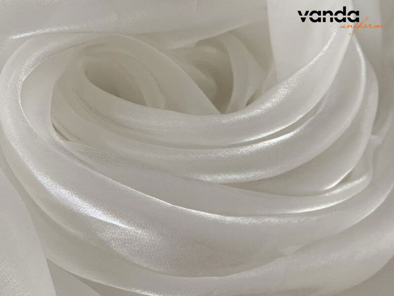 Vai-voan-va-chiffon-la-gi-dongphucvanda