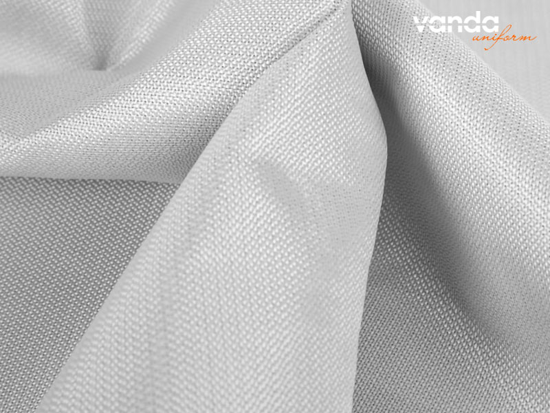 Ung-dung-cua-vai-truot-han-trong-doi-song-va-may-mac-dongphucvanda