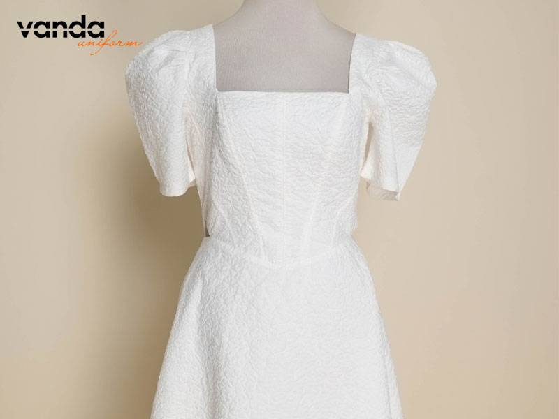 Cach-de-co-mot-trang-phuc-dep-voi-vay-may-tu-vai-xop-1-dongphucvanda