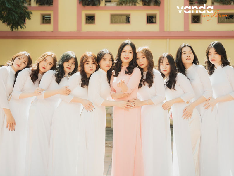 Nhung-luu-y-truoc-khi-lua-chon-vai-ao-dai-tron-hoc-sinh-dongphucvanda