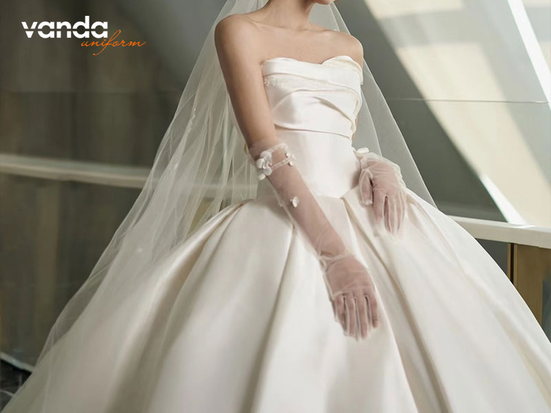 Vai-satin-dongphucvanda