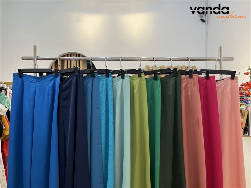 May-quan-ao-dai-can-bao-nhieu-vai-dongphucvanda