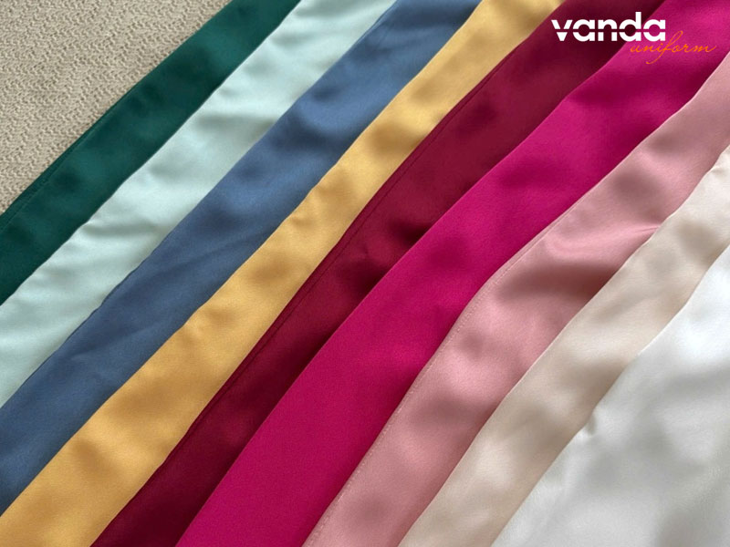 Mot-so-luu-y-ban-nen-can-nhac-truoc-khi-may-quan-ao-dai-dongphucvanda