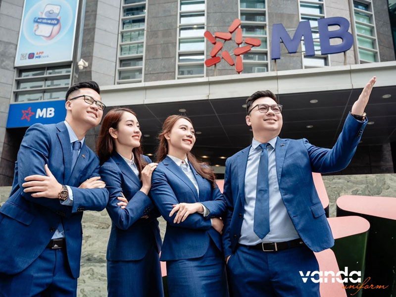 Doi-net-ve-ngan-hang-quan-doi-mb-bank-dongphucvanda
