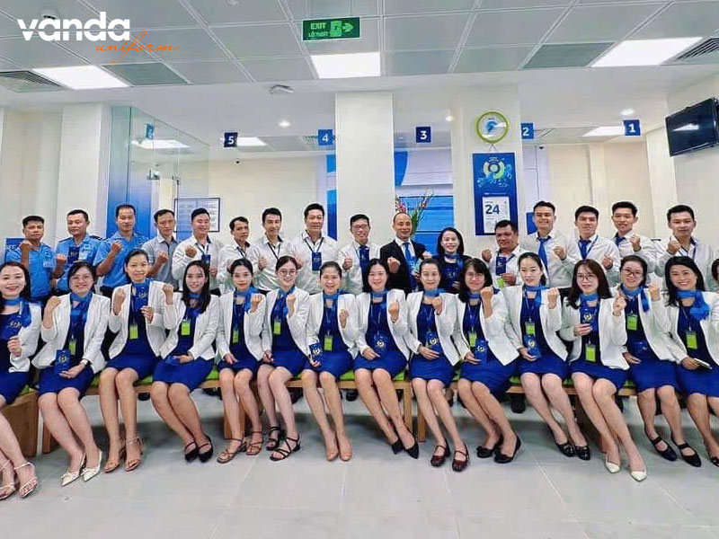 Cac-mau-dong-phuc-ngan-hang-acb-dep-cuon-hut-dongphucvanda