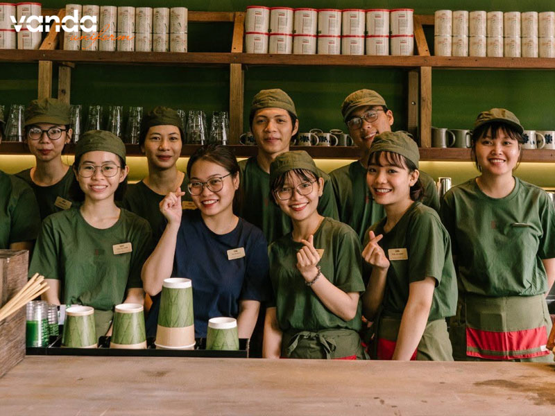Tieu-chi-cua-mot-mau-dong-phuc-quan-ca-phe-chat-luong-dongphucvanda