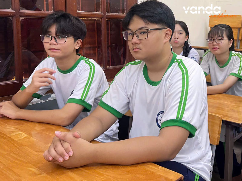 Cac-loai-dong-phuc-marie-curie-tphcm-dongphucvanda